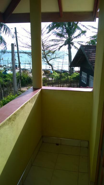 Private Beach House In 米瑞莎 外观 照片